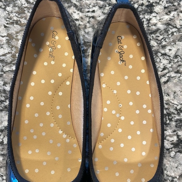 Girls Cat & Jack size 2 ballet flats. Only worn once. - Picture 2 of 4